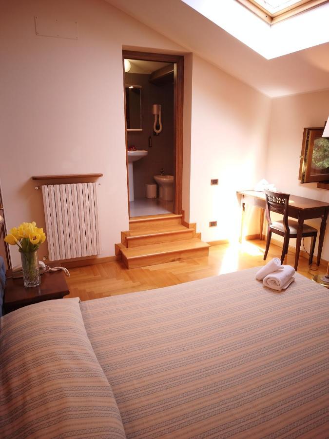 Hotel San Lorenzo - Resort & Relais Montereale Esterno foto