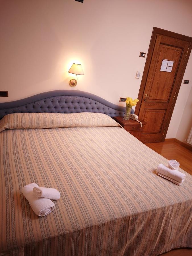 Hotel San Lorenzo - Resort & Relais Montereale Esterno foto